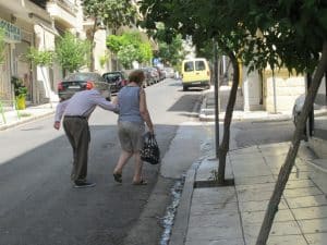Χώρα… γερόντων η Ελλάδα: Ένας στους τρεις άνω των 65 ετών μέχρι το 2060!»