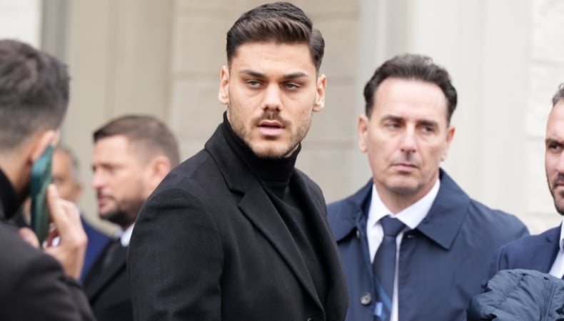 mavropanos intime