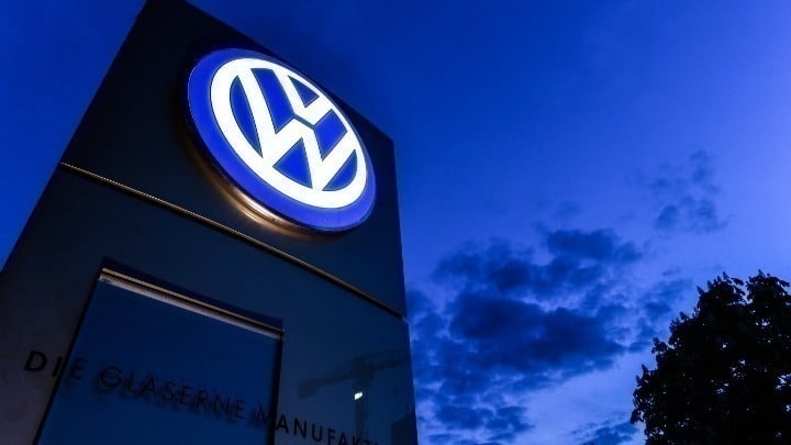 Volkswagen: Περικοπές μισθών στη Γερμανία