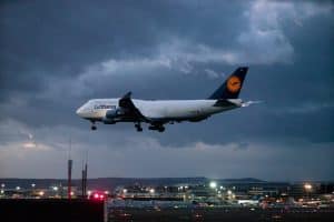 Lufthansa: 11 τραυματίες εξαιτίας αναταράξεων κατά τη διάρκεια πτήσης