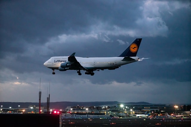 Lufthansa: 11 τραυματίες εξαιτίας αναταράξεων κατά τη διάρκεια πτήσης