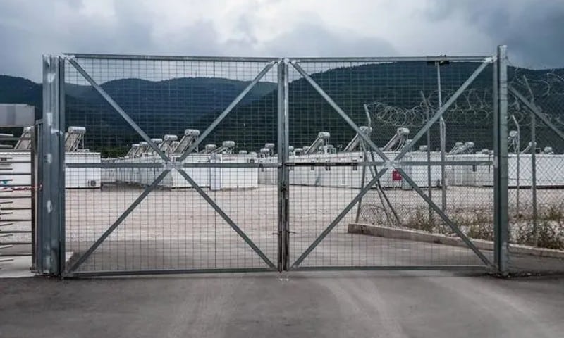 Βάναυση κακοποίηση ανηλίκου στη δομή της Μαλακάσας