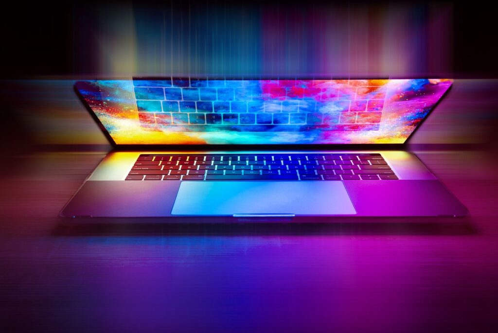 Νέο Voucher έως 1.600 ευρώ για desktop, laptop, tablet και λογισμικό