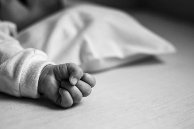 Νεκρό βρέφος στην Καλλιθέα: Γιατί οι γονείς το μετέφεραν πρώτα σε κτηνιατρείο