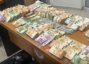 Κύκλωμα Πολεοδομιών: Στον εισαγγελέα οι συλληφθέντες