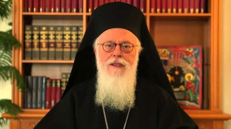 Κρίσιμη επιδείνωση στην υγεία του Αρχιεπισκόπου Αλβανίας Αναστάσιου