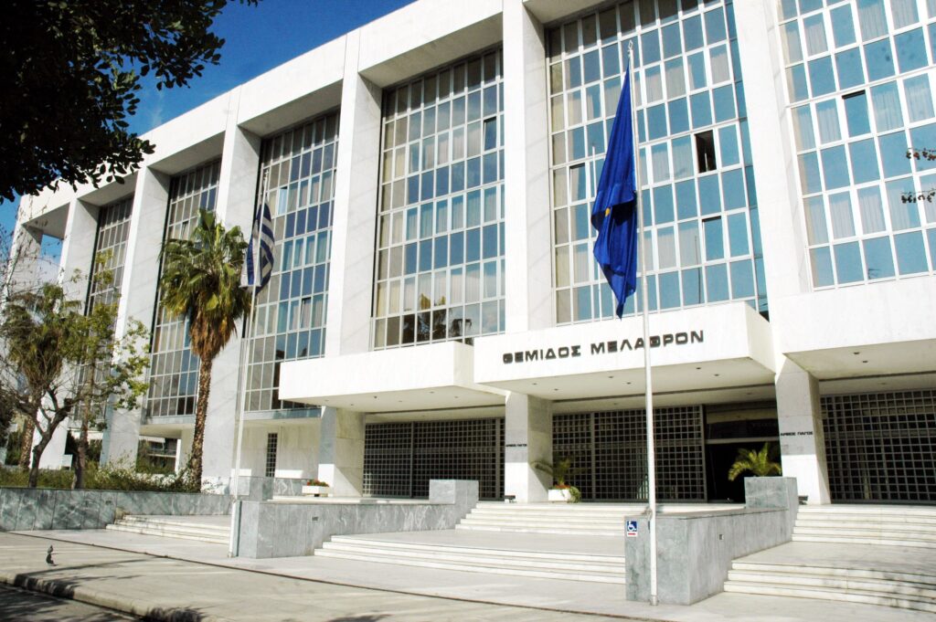 Νέα δεδομένα μετά την απόφαση του Αρείου Πάγου για δανειολήπτες, τράπεζες και funds