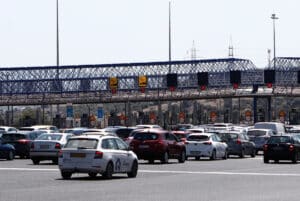 Δωρεάν διέλευση από τα διόδια: Ποιοι πιέζουν για την επιστροφή του μέτρου