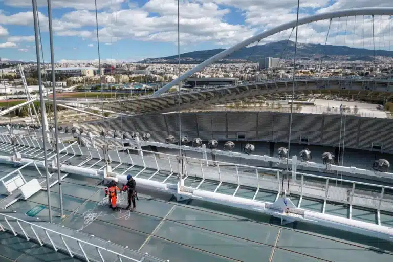 Στέγη Καλατράβα: 500 τόνοι βίδες, 78 εκατ. το «λίφτινγκ»