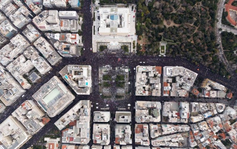 Εκτίμηση Αστυνομίας: 200.000 στο Σύνταγμα, εσείς “διαβάστε” πάνω από 350.000