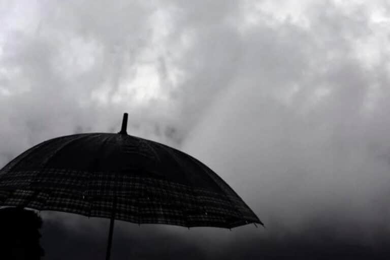 Καιρός σήμερα: Βροχές σε πολλές περιοχές – Πού θα είναι έντονα τα φαινόμενα