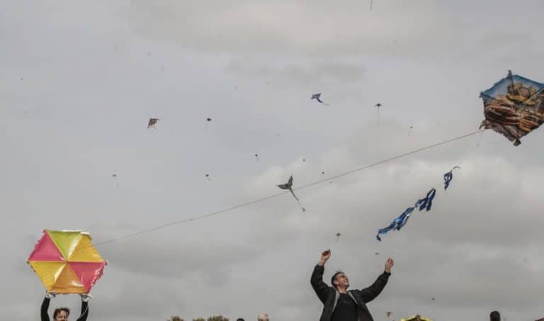 Ο καιρός την Καθαρά Δευτέρα: Τι δείχνουν τα πρώτα προγνωστικά στοιχεία