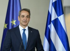 Έκτακτες ανακοινώσεις Μητσοτάκη: Μέτρα στήριξης για χαμηλοσυνταξιούχους, στέγαση και επενδύσεις
