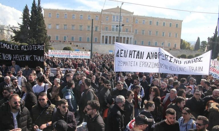 Τέμπη: Δωρεάν ιατρικές υπηρεσίες για νέους στη μνήμη των θυμάτων