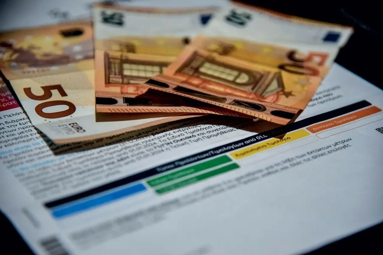 Αυξήσεις στα πράσινα τιμολόγια – Δείτε πόσο θα πληρώσουμε για ρεύμα τον Νοέμβριο