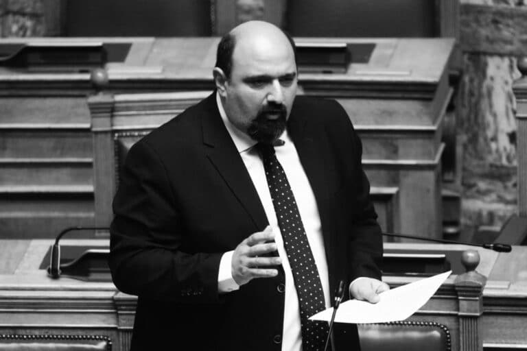 Στο Ειδικό Δικαστήριο ο Χρήστος Τριαντόπουλος για τα Τέμπη – Δείτε Live