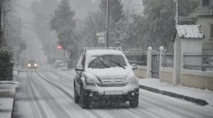 “Αγριεύει” ο καιρός – Χιόνια σε Πάρνηθα και Εύβοια με θερμοκρασίες έως και -10