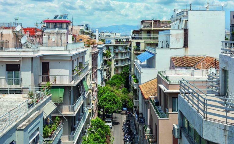 “Αναβαθμίζω το σπίτι μου”: Ξεκινούν οι αιτήσεις – Άτοκα δάνεια έως 25.000€