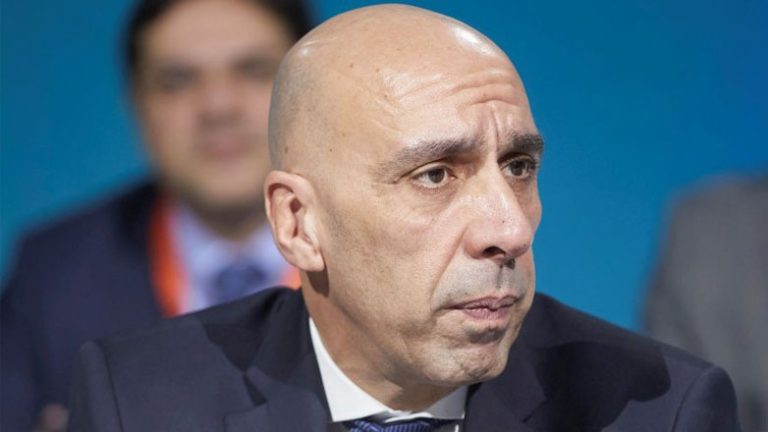 Παραιτήθηκε ο Γιάννης Μπρατάκος από την ΚΕΕΕ
