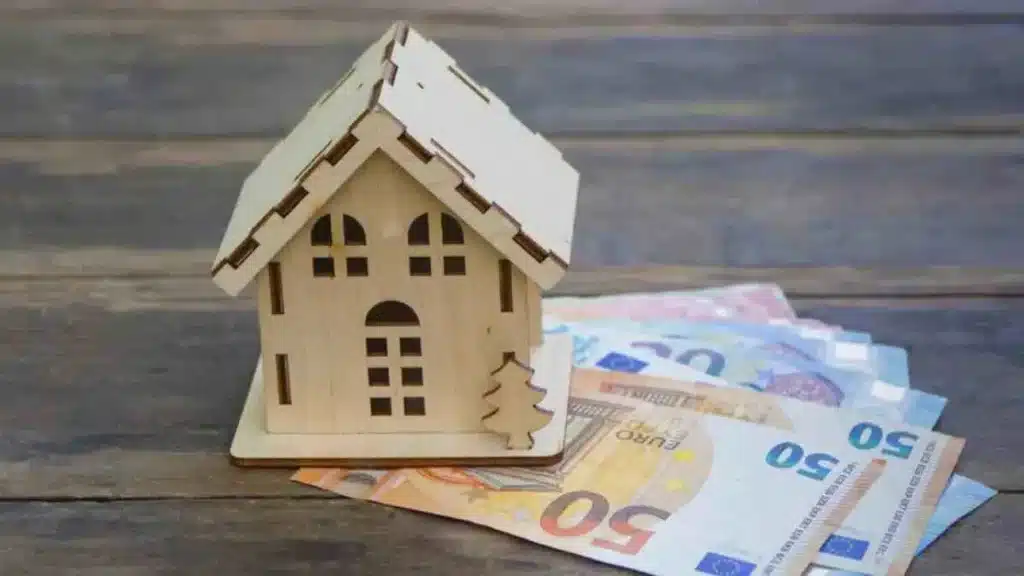 ΔΕΘ 2025: Έρχεται μείωση του ΕΝΦΙΑ – Ποιους αφορά