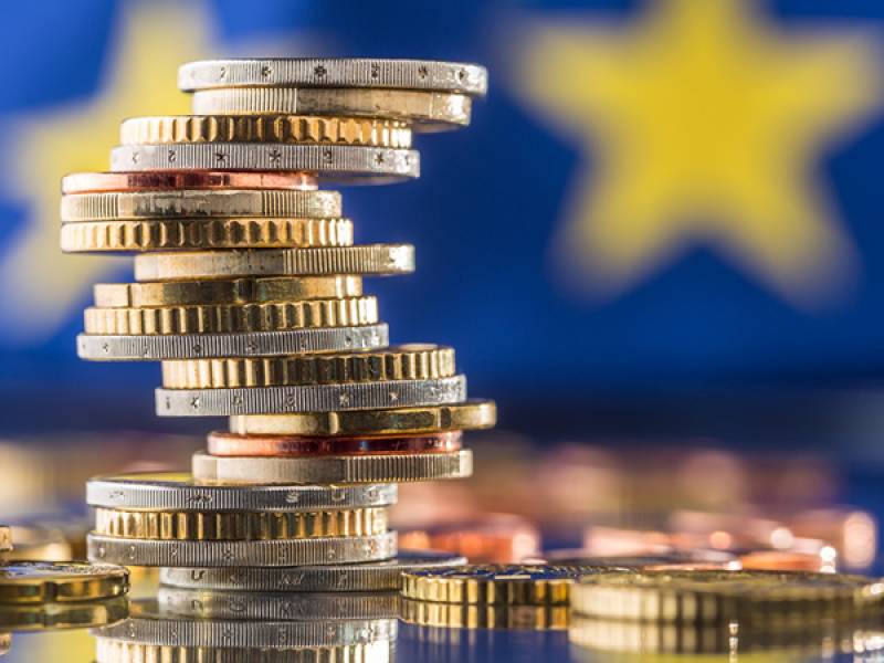 Επίδομα 90 ευρώ «μπόνους» κάθε μήνα για εργαζόμενους – Το σχέδιο της Κομισιόν για την Ελλάδα [ΠΙΝΑΚΕΣ]