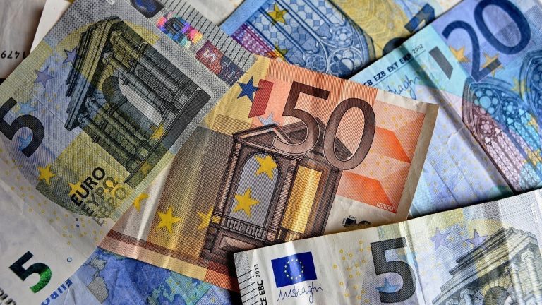 Επίδομα 250€: Ποιοι το χάνουν …λόγω προσωπικής διαφοράς