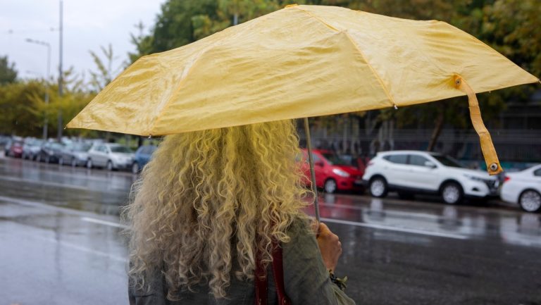 Καιρός σήμερα: Ειδοποίηση για καταιγίδες τις επόμενες ώρες