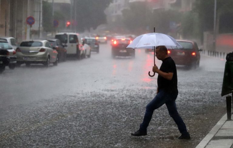 Νέο σκηνικό στον καιρό σήμερα 13/05 – Πτώση θερμοκρασίας και τοπικές καταιγίδες- Πού αναμένονται φαινόμενα