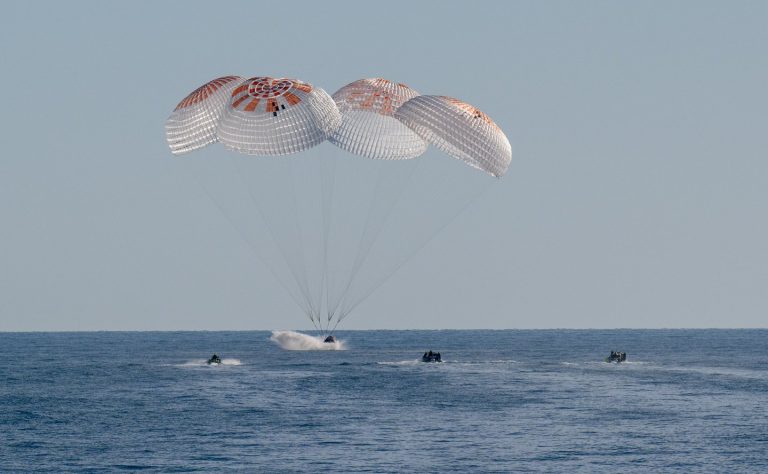 NASA: Πίσω στη Γη οι αστροναύτες που είχαν αποκλειστεί στο διάστημα