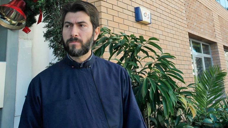 Κιβωτός του Κόσμου: Για τον Οκτώβριο αναβλήθηκε η δίκη του πατέρα Αντωνίου
