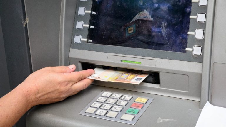 ΕΦΚΑ – ΔΥΠΑ: Ποιες πληρωμές θα γίνουν έως τις 20 Ιουνίου