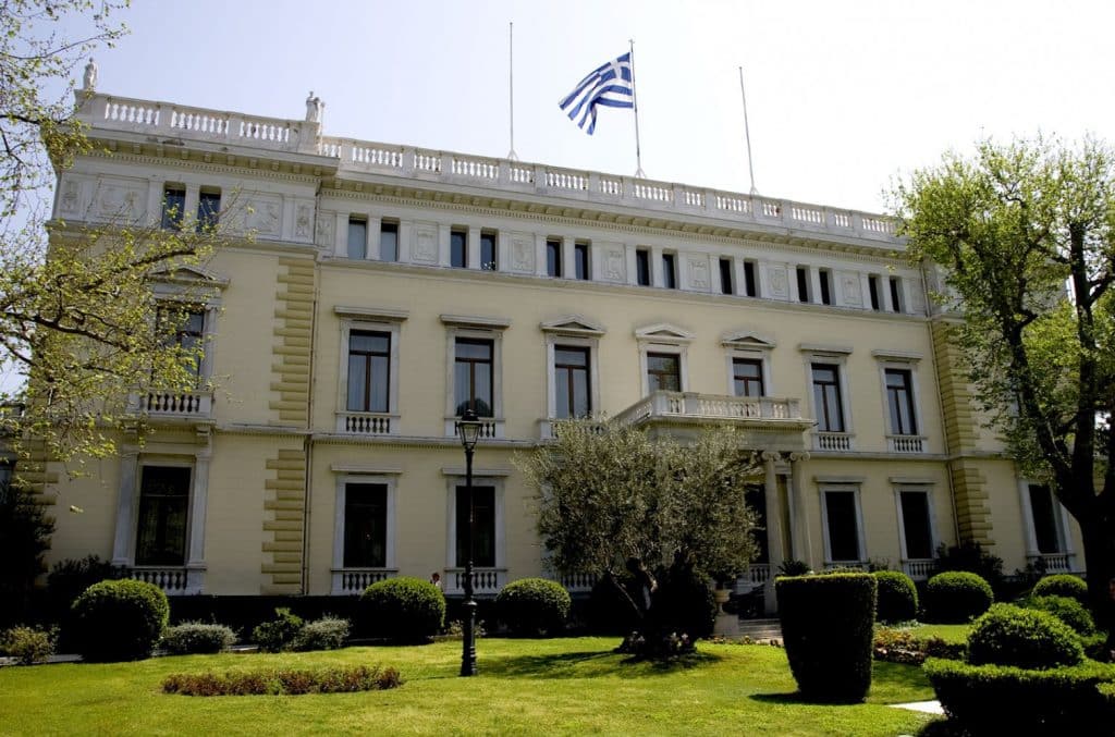 Ανασχηματισμός: Το Σάββατο (15/3) στις 11 ορκίζεται η νέα κυβέρνηση