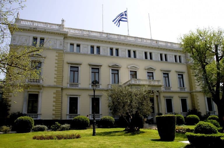 Ανασχηματισμός: Το Σάββατο (15/3) στις 11 ορκίζεται η νέα κυβέρνηση
