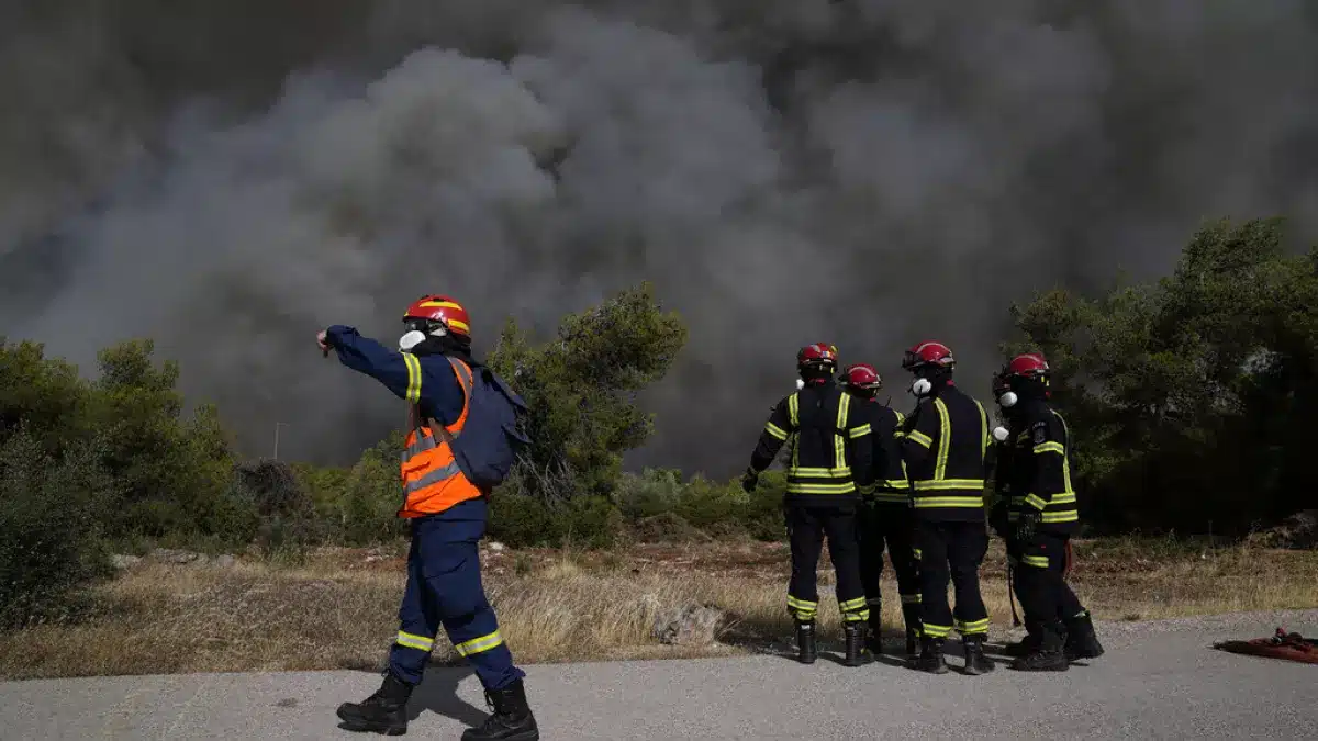 Φωτιά τώρα στη Ζάκυνθο – “Συναγερμός” στην Πυροσβεστική