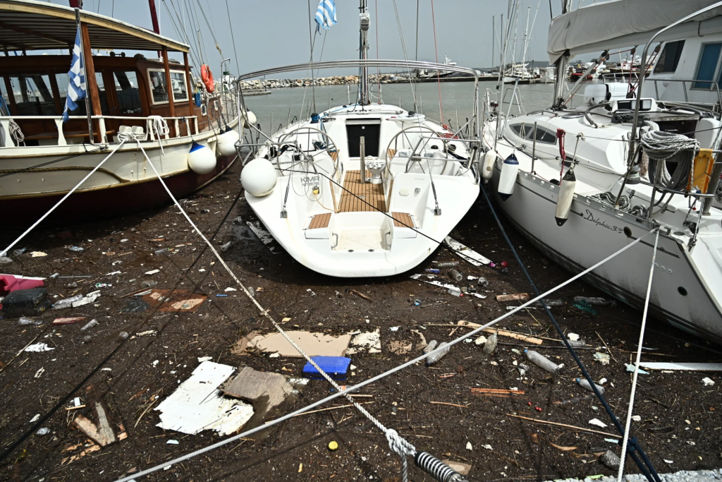 Καταστροφές στην Πάρο από την κακοκαιρία