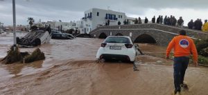 Κακοκαιρία: Νέο μήνυμα 112 στη Μύκονο – Σημειώθηκαν κατολισθήσεις