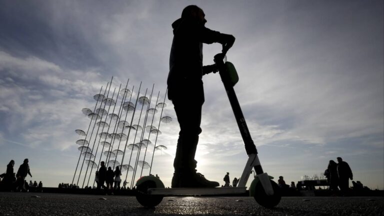 Θανατηφόρο τροχαίο με πατίνι στην Πέτρου Ράλλη