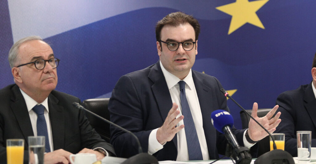 Ένα ενοίκιο «πίσω» κάθε χρόνο – Ποιοι θα πάρουν έως 800€