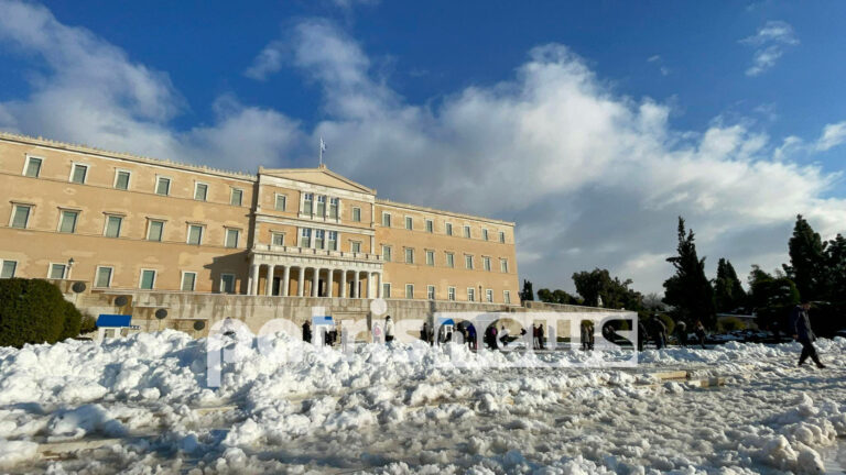 Ξαφνική επιδείνωση! Χιονοπτώσεις στην Αττική απόψε – Πού και πότε