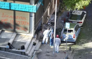 Θεσσαλονίκη: Η νεκρή από την έκρηξη φέρεται να είχε εμπλοκή με τη ληστεία στη Μητροπόλεως