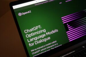 Πανελλήνιες 2025: To Chat GPT σχολιάζει το θέμα της έκθεσης