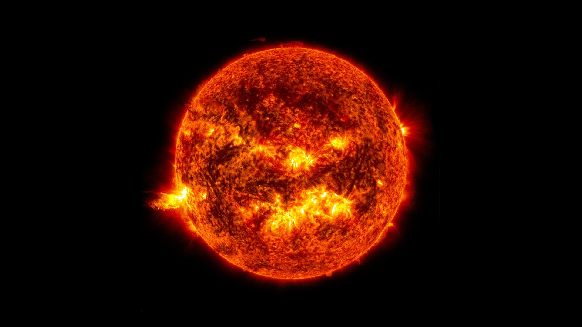 Συναγερμός στη NASA: Δυο ηλιακές εκλάμψεις σε λίγες ώρες – Πώς επηρεάζεται η Γη