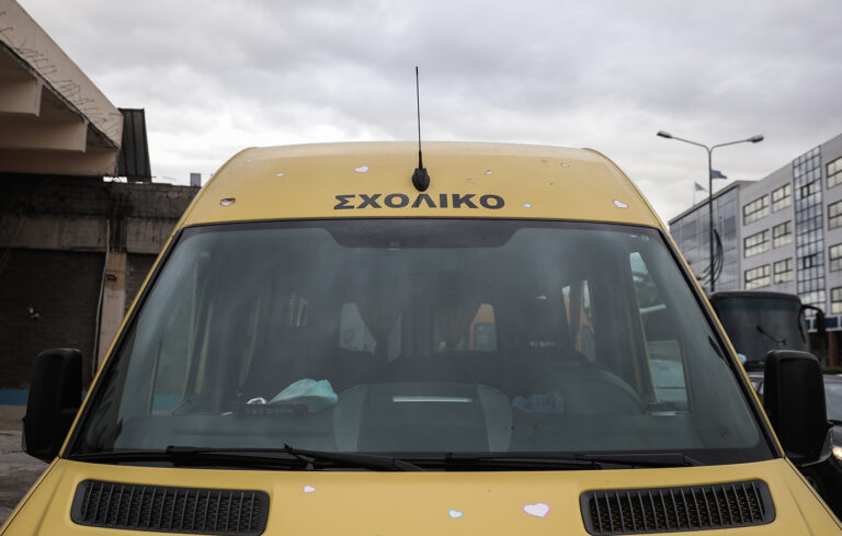Ρόδος: Πανικός σε σχολικό λεωφορείο γεμάτο μαθητές