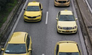 48ωρη απεργία ταξί: Αυτοκινητοπομπή προς το «Ελ. Βενιζέλος»