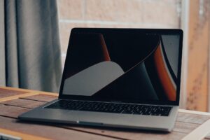Voucher για laptop: “Κλείνουν” οι αιτήσεις για επιδότηση έως 1.600 ευρώ