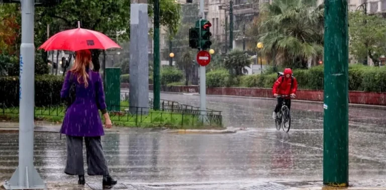Ο καιρός κάνει νέα «γυρίσματα» – Πότε θα “πιάσουν” μπόρες και καταιγίδες