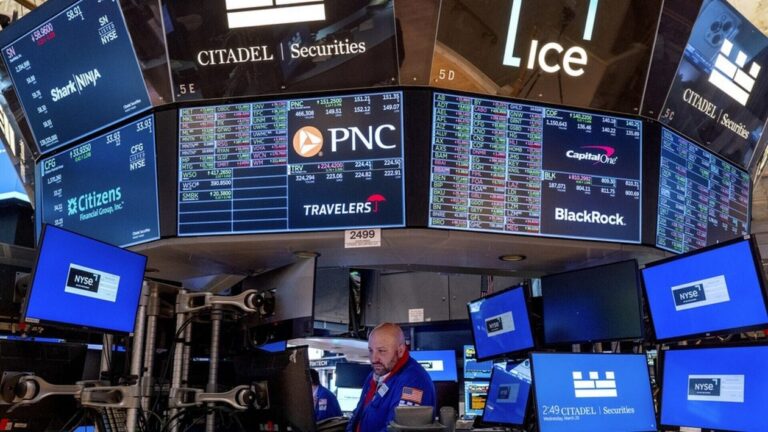 Wall Street: Πτώση δεικτών εν μέσω ανησυχιών για τους δασμούς