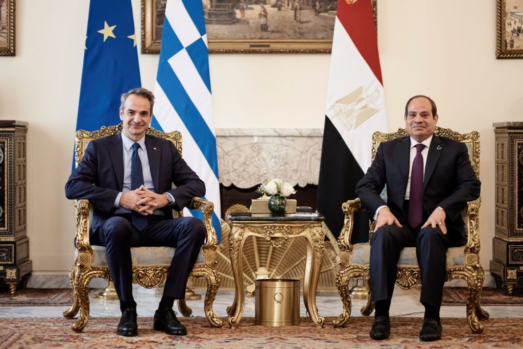 Μητσοτάκης – Σίσι: Κρίσιμη Επικοινωνία για τη Μονή Σινά