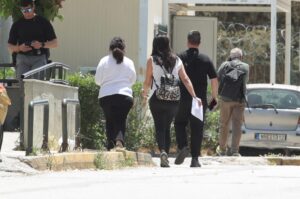 «Φιάσκο με VIP εισιτήρια»: Νέα προθεσμία για την δημοσιογράφο – «Δεν υπάρχει ποινικό αδίκημα», λέει ο δικηγόρος