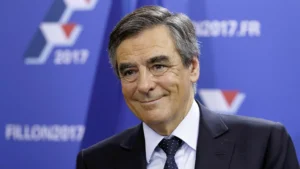 Φρανσουά Φιγιόν: Οριστική καταδίκη για τις εικονικές προσλήψεις της συζύγου του